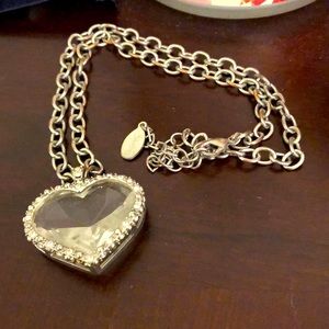 GUESS HEART NECKLACE 💕💕💕